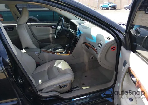 2006 Volvo S60 2.5T z USA, uszkodzony, nr VIN YV1RS592962553093